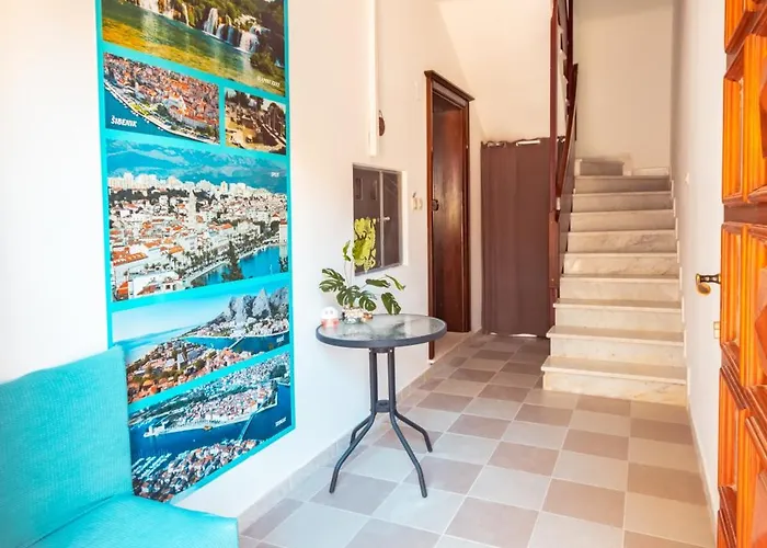 Apartment Diving In