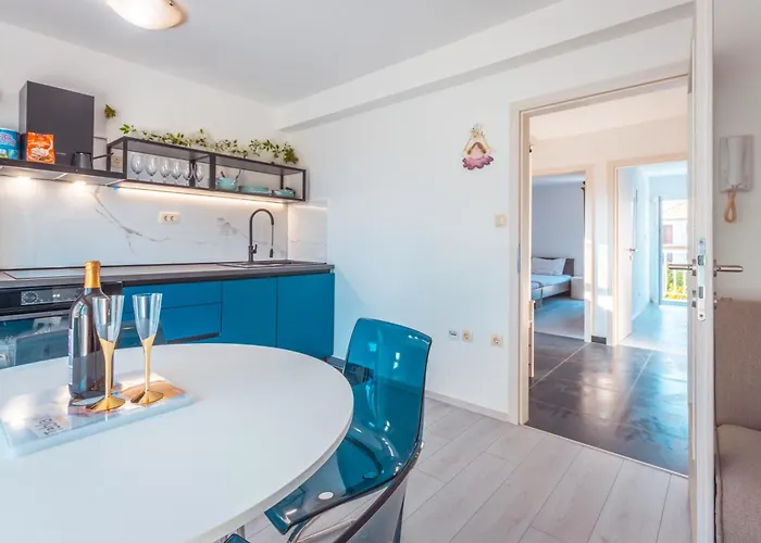 Diving In Apartment Split